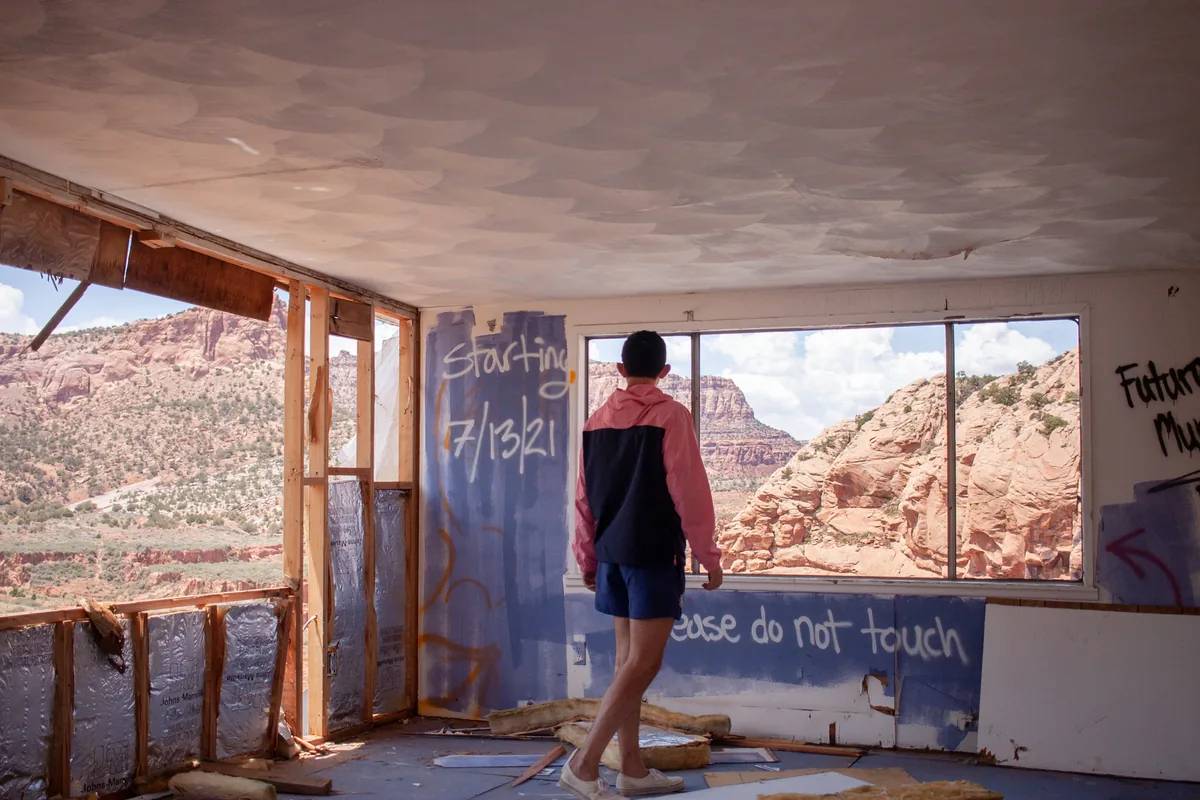 Massachusetts contractor performing drywall installation construction work