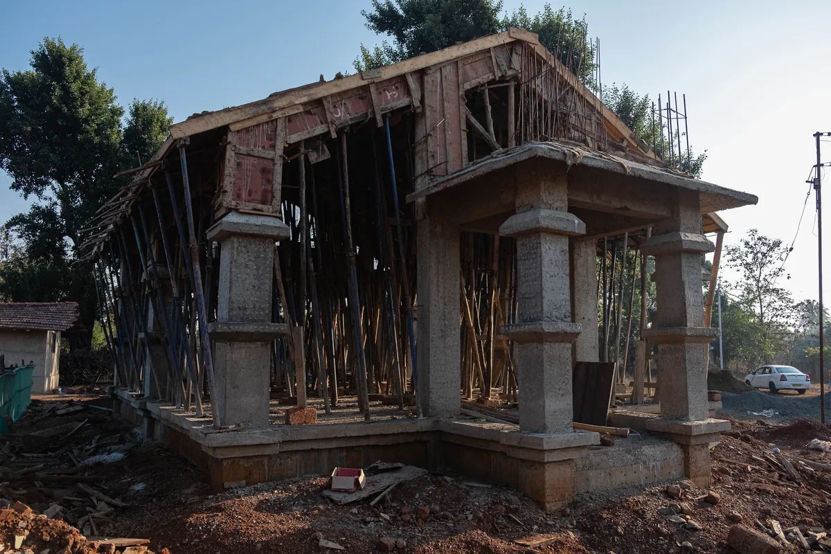 Massachusetts contractor performing historic home restoration construction work